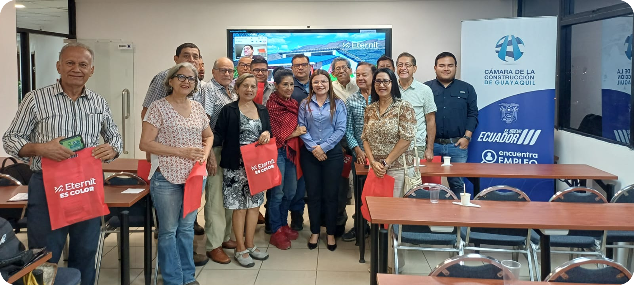 Participantes en una capacitación de la Cámara de la Construcción de Guayaquil