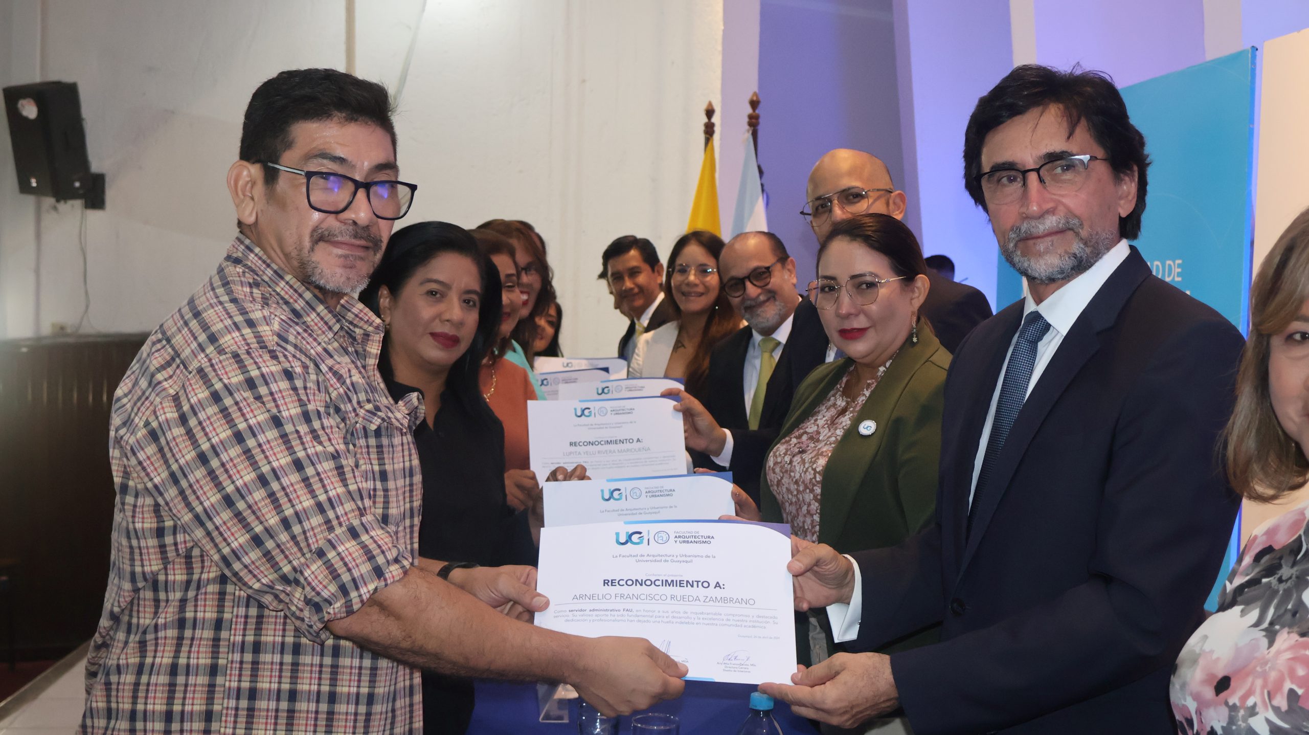 Cámara de la Construcción participó de ceremonia de aniversario de la Facultad de Arquitectura de la Universidad de Guayaquil